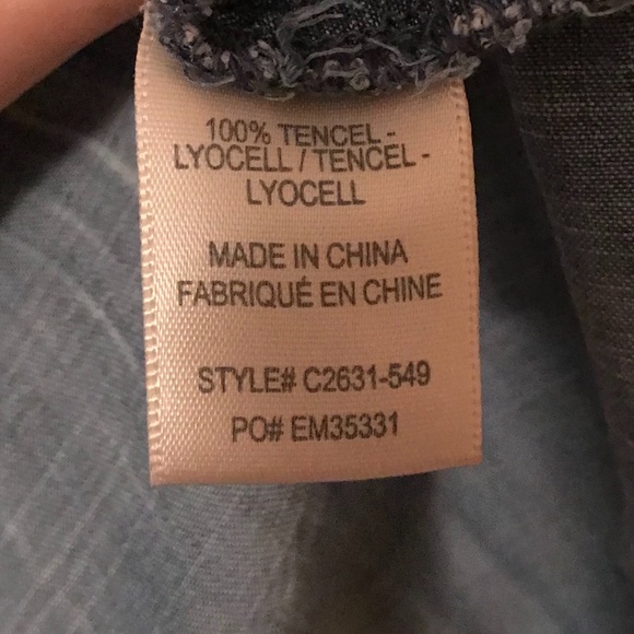 ANTHROPOLOGIE Cloth & Stone Denim Shirt Size XS - Picture 8 of 8